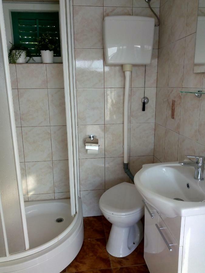 Apartmani Paulo Vis Exterior foto